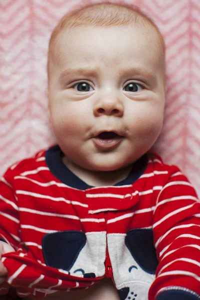Zblízka Portrét Novorozenec Chlapeček — Stock fotografie