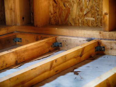 Çerçeve ev içinde döşeme