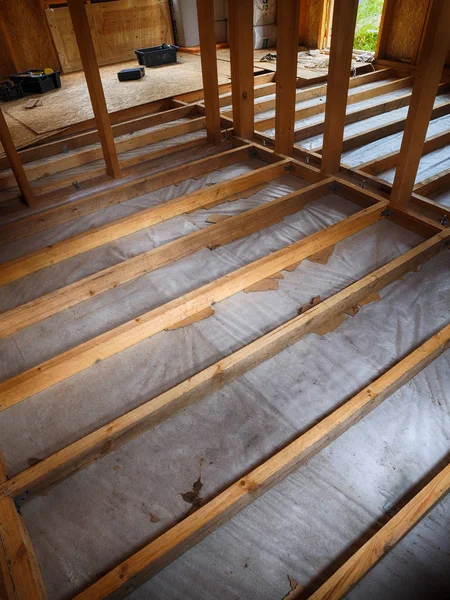 Çerçeve ev içinde döşeme