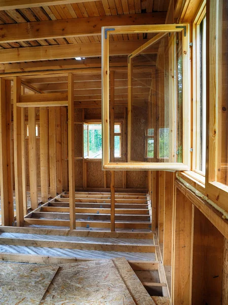 Çerçeve ev içinde döşeme