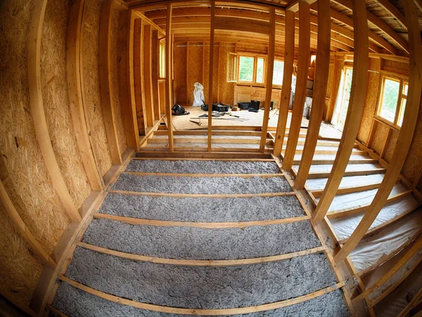 Çerçeve ev içinde döşeme