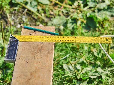 Bir ahşap tahta üzerinde çizim Oluşturucu