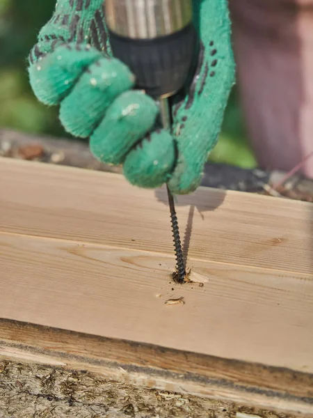 Builder vida kurulu içine vidalar