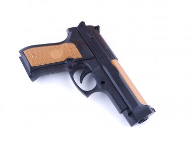 Beyaz arka planda siyah tüfek