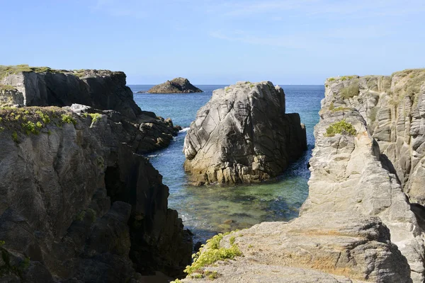 Rocky coastline of Quiberon in France — Stock Photo, Image