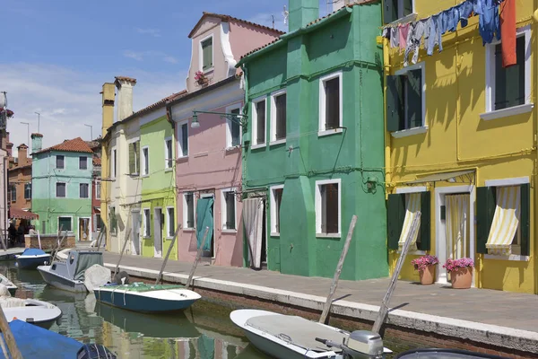 Pueblo de Burano en Italia — Foto de Stock