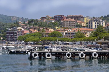 Bağlantı noktası Lerici, İtalya