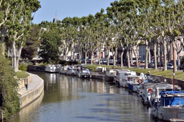 narbonne, aude bölümü ve bölge languedoc-roussillon Fransa'nın güneyinde yer alan şehir, Whys (canal de la Whys) kanal