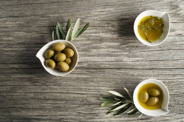 Zeytin yağı malzemeleri.