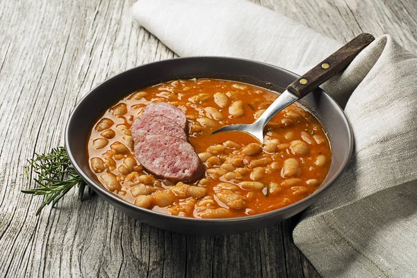 Bean stew with sausage — Stock Photo, Image
