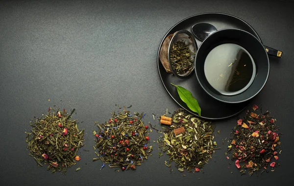 Beker van gezonde thee — Stockfoto