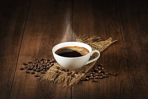Coffee cup with smoke — Stock Photo, Image