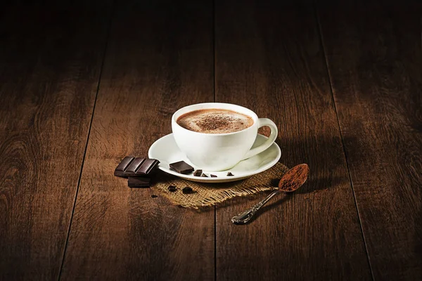 Cappuccino sıcak çikolata ile — Stok fotoğraf