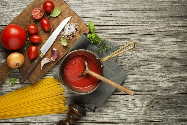 Ingredienti della pasta per cucinare i pasti — Foto Stock