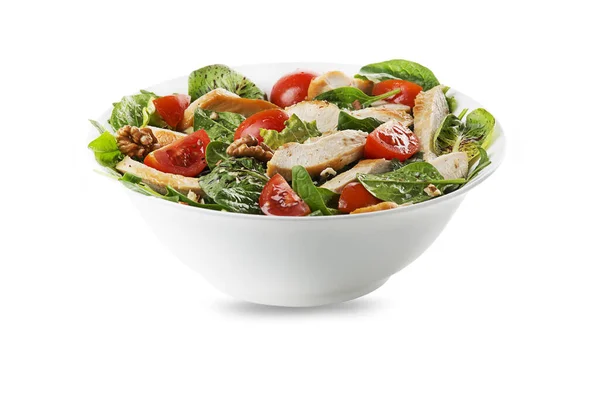 鶏の胸肉と健康的な緑のサラダ トマトとナッツは白に隔離 — ストック写真