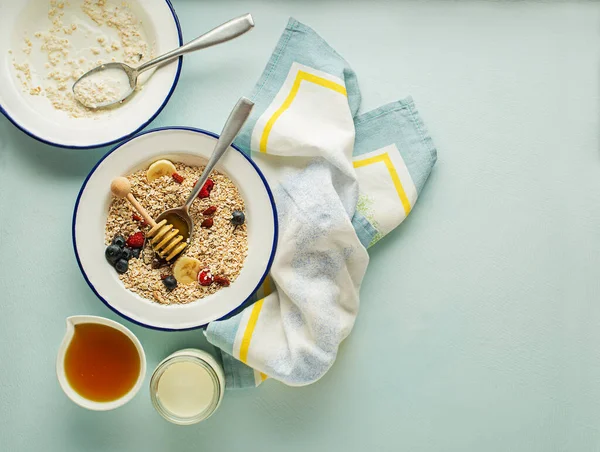 Frukost Serveras Med Havregryn Och Frukt Läcker Hälsosam Frukost — Stockfoto