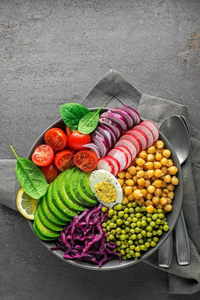 Egészséges Vegán Ebéd Tál Növényi Ételek Avokádóval Csicseriborsóval Paradicsommal Vörös — Stock Fotó