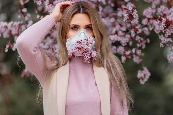 Pretty Woman Wearing Decorated Flowers Face Mask Spring Time — Stock Photo, Image