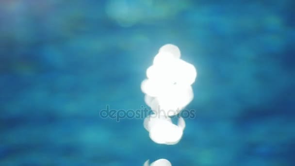 Réfraction De La Lumière Du Soleil Dans Leau De La Piscine Surface De Leau De Piscine Trouble Sparkles Bokeh Sur Leau Au Ralenti 1920 X 1080