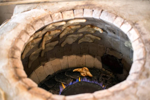 Preparation of Georgian bread — Stock Photo, Image