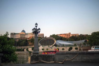 Günbatımı Nehri Tiflis Gürcistan