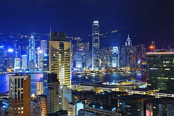 Centrum miasta Hong kong nocą — Zdjęcie stockowe