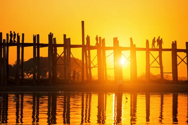 U bein bridge sunset — Stock Photo, Image