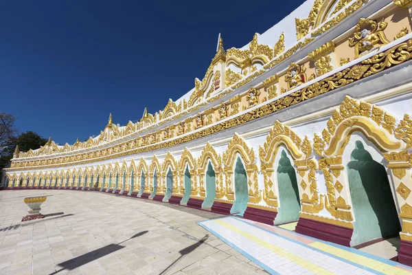 Umin Thounzeh tempel in myanmar — Stockfoto