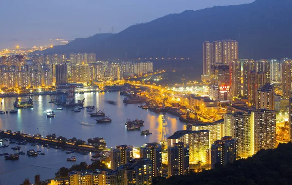 De skyline van Hong Kong Tuen Mun en Zuid-Chinese Zee — Stockfoto