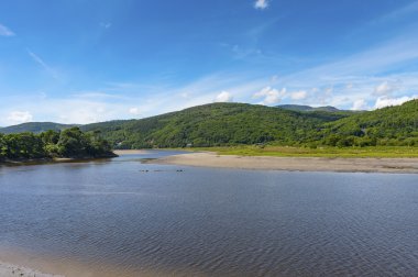 Penmaenpool, Mawddach Haliç üzerinde nehir Afon Mawddach