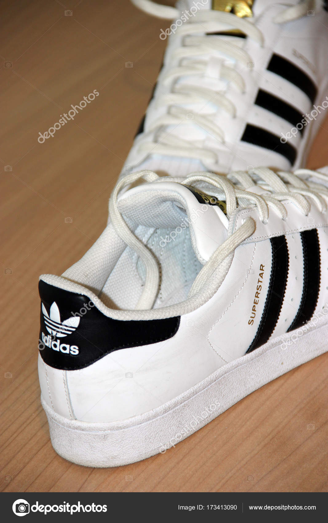 adidas superstar 20