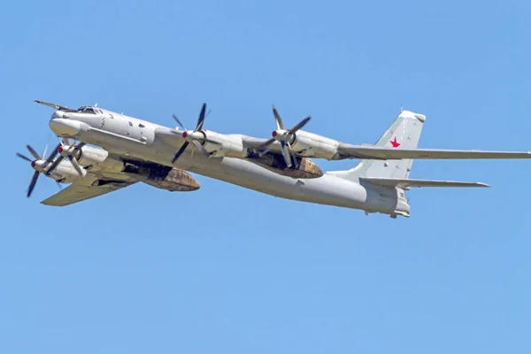 Bombardero estratégico ruso turbohélice — Foto de Stock