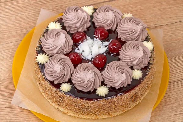 Cake with cream and cherries — Stock Photo, Image