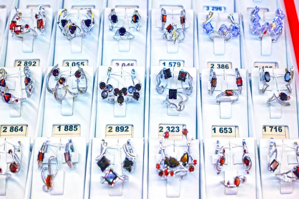 Loja de jóias vitrine — Fotografia de Stock