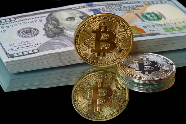 Paraları bitcoin ve bir sürü dolar