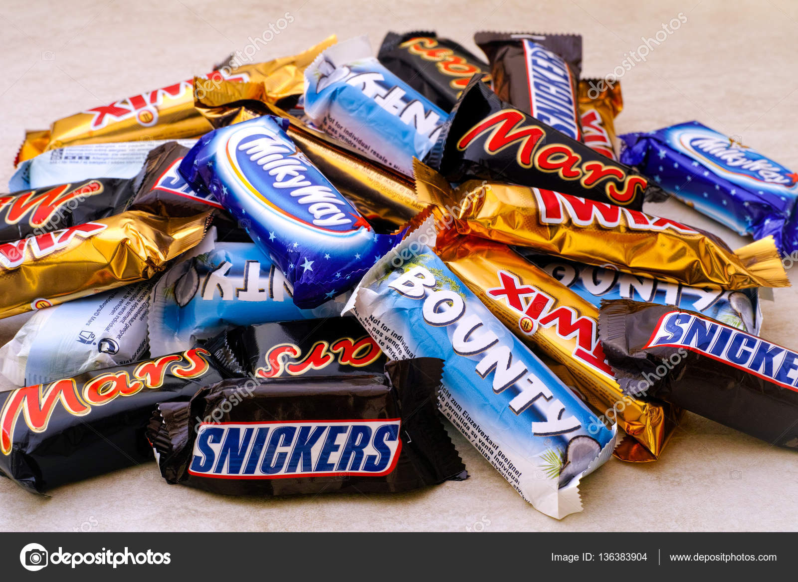 Bounty Snickers Mars Milky Way Twix