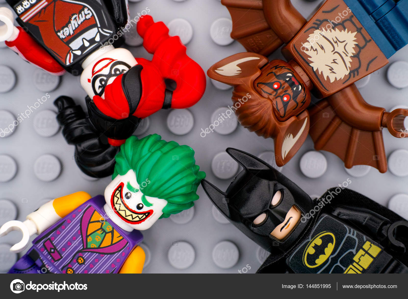 Pictures : lego joker | Lego minifigures - Batman, The Joker, Harley ...