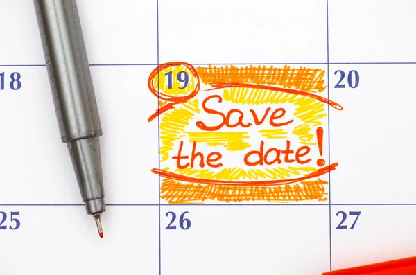 Promemoria Salva la data nel calendario con la penna — Foto Stock