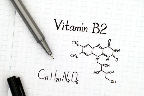 Kémiai képlet, a B2-Vitamin tollal. — Stock Fotó