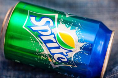 Sprite denim arka plan üzerinde olabilir