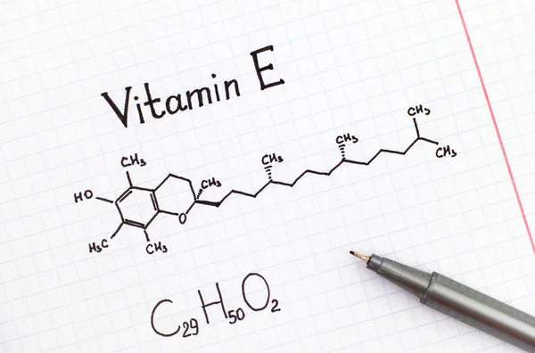 ペンでビタミン E の化学式 — ストック写真