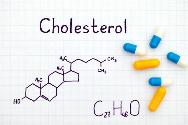 いくつかの薬とコレステロールの化学式. — ストック写真