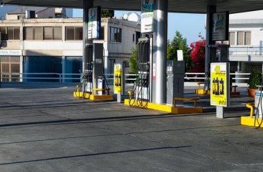 Petrolina benzin istasyonu Paphos City.