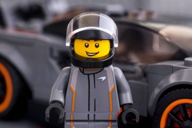 Lego Speed Champions aga tarafından Lego Mclaren Senna sürücü minifigure