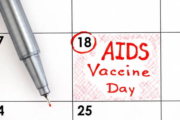 Lembre Dia Vacina Contra Aids Calendário Com Caneta Maio — Fotografia de Stock