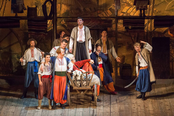 Мюзикл "Вий" на сцене Одесского академического русского доктора
