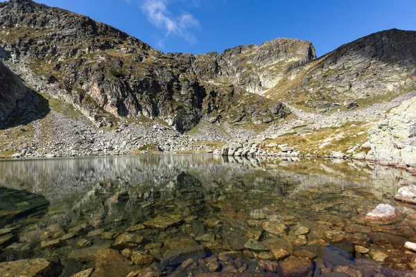 Klarer Himmel elenski Seen und malyovitsa Gipfel, rila Berg — Stockfoto