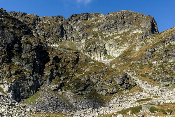 Amazing panoramic view of Malyovitsa peak, Rila Mountain — Stock Photo, Image