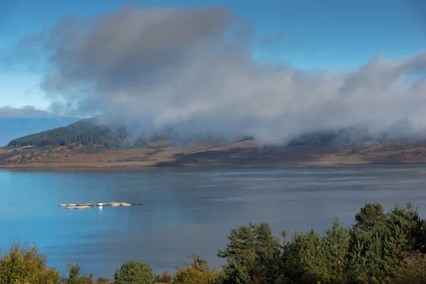 Amazing Autumn panorama of Batak Reservoir, Pazardzhik Region — Stock Photo, Image