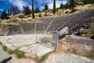 Antik Yunan arkeolojik Delphi panoramik manzaralı